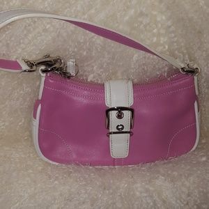 Coach mini in excellent condition